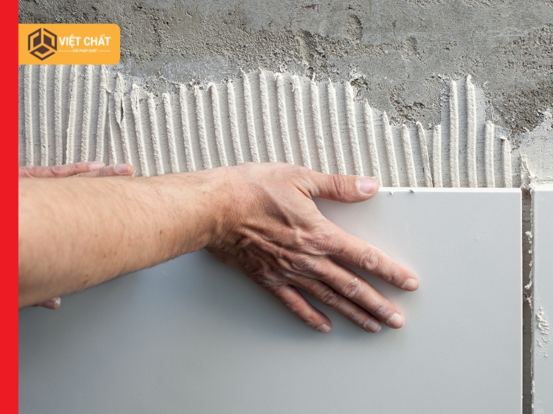 Cách khắc phục gạch ốp tường bị rơi nhanh và hiệu quả