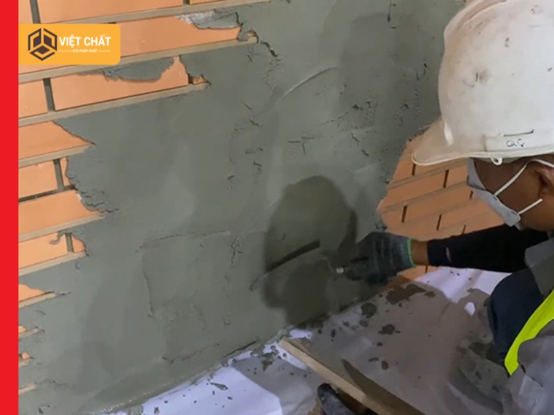 Vữa khô trộn sẵn là gì? Định mức sử dụng & Báo giá 2025